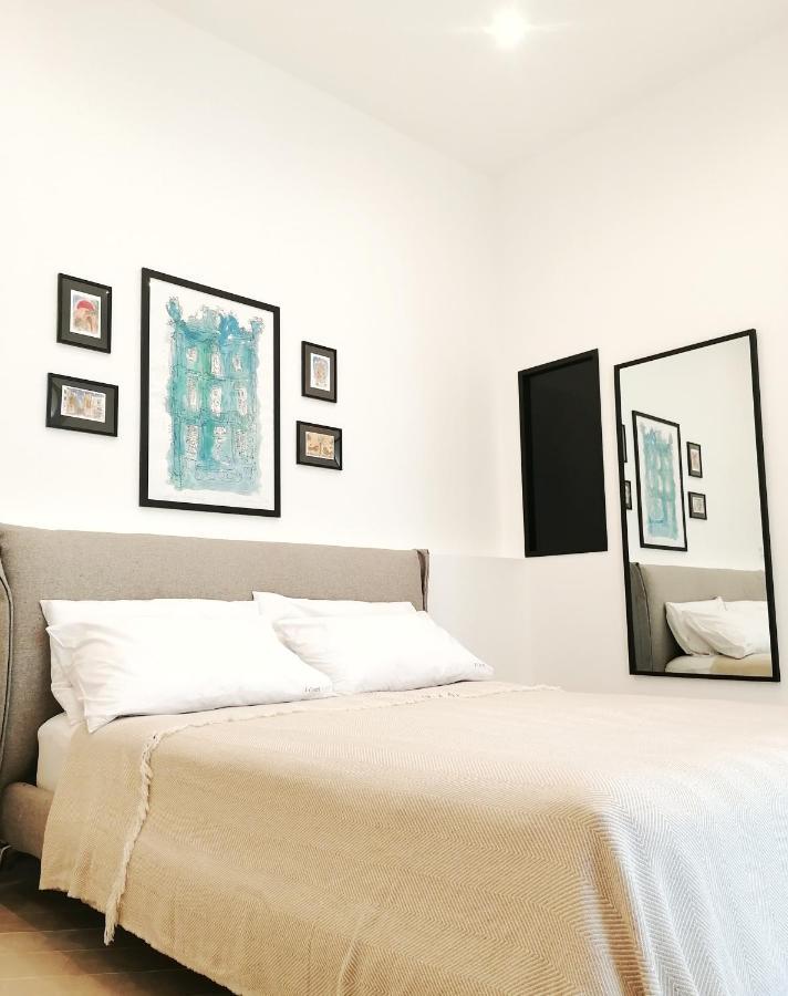 I Canti Comfort Rooms ปาแลร์โม ภายนอก รูปภาพ